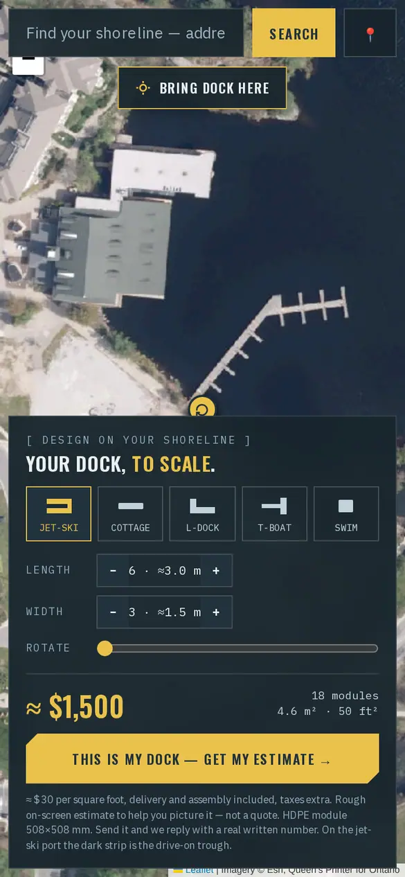 Configurateur de quai sur téléphone : vue satellite d'une marina et panneau sombre avec préréglage motomarine, 18 modules et environ 1 500 $